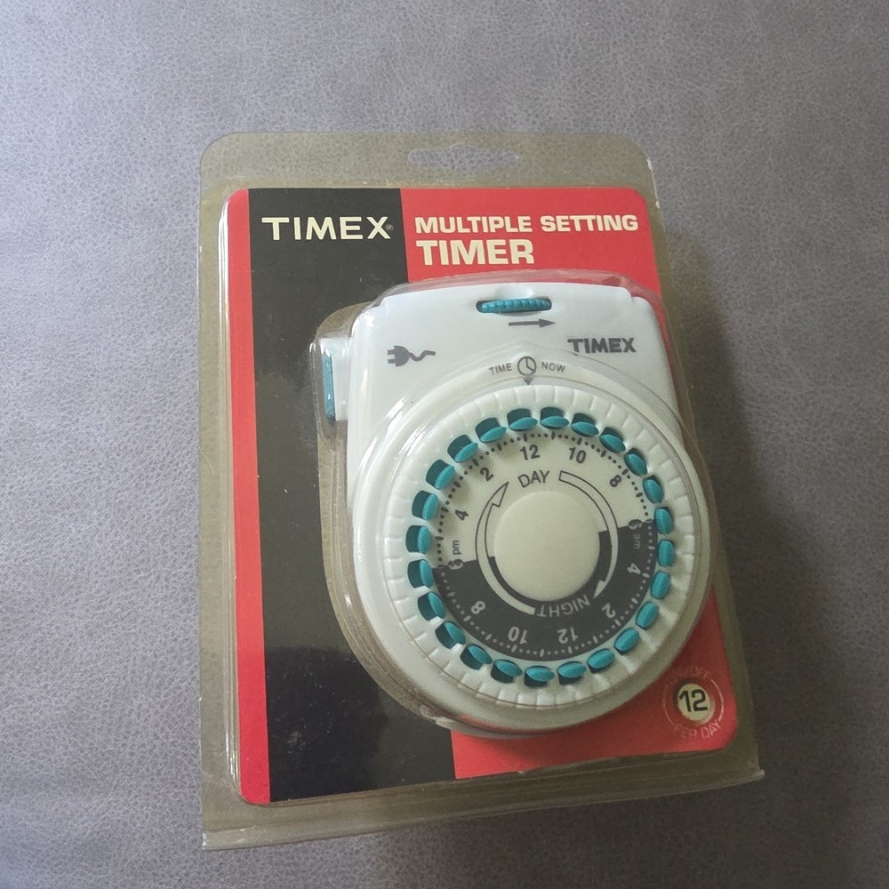 TIMEX Multiple Setting Timer TX12621X Up To 12 On/Offs Per Day NOS